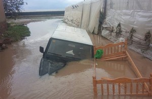 coche-inundaciones