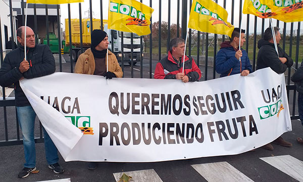 Protesta de agricultores de la COAG en Barcelona ante la política de precios de la gran distribución. /joseantonioarcos.es