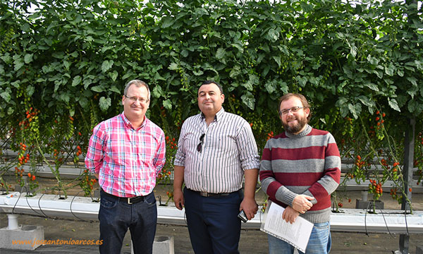 Con Juan Carlos Pérez Mesa y Francisco Pérez. El Agro Auténtico y Entérate Diario. TV de agricultura por Internet. /joseantonioarcos.es