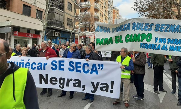 Agricultores protestan por los bajos precios en Granada. /joseantonioarcos.es
