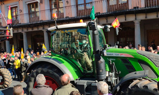Tractorada de agricultores en Toledo. /joseantonioarcos.es