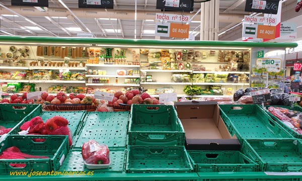 Supermercados. Sección de frutas y hortalizas. /joseantonioarcos.es